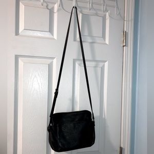 Small/medium crossbody